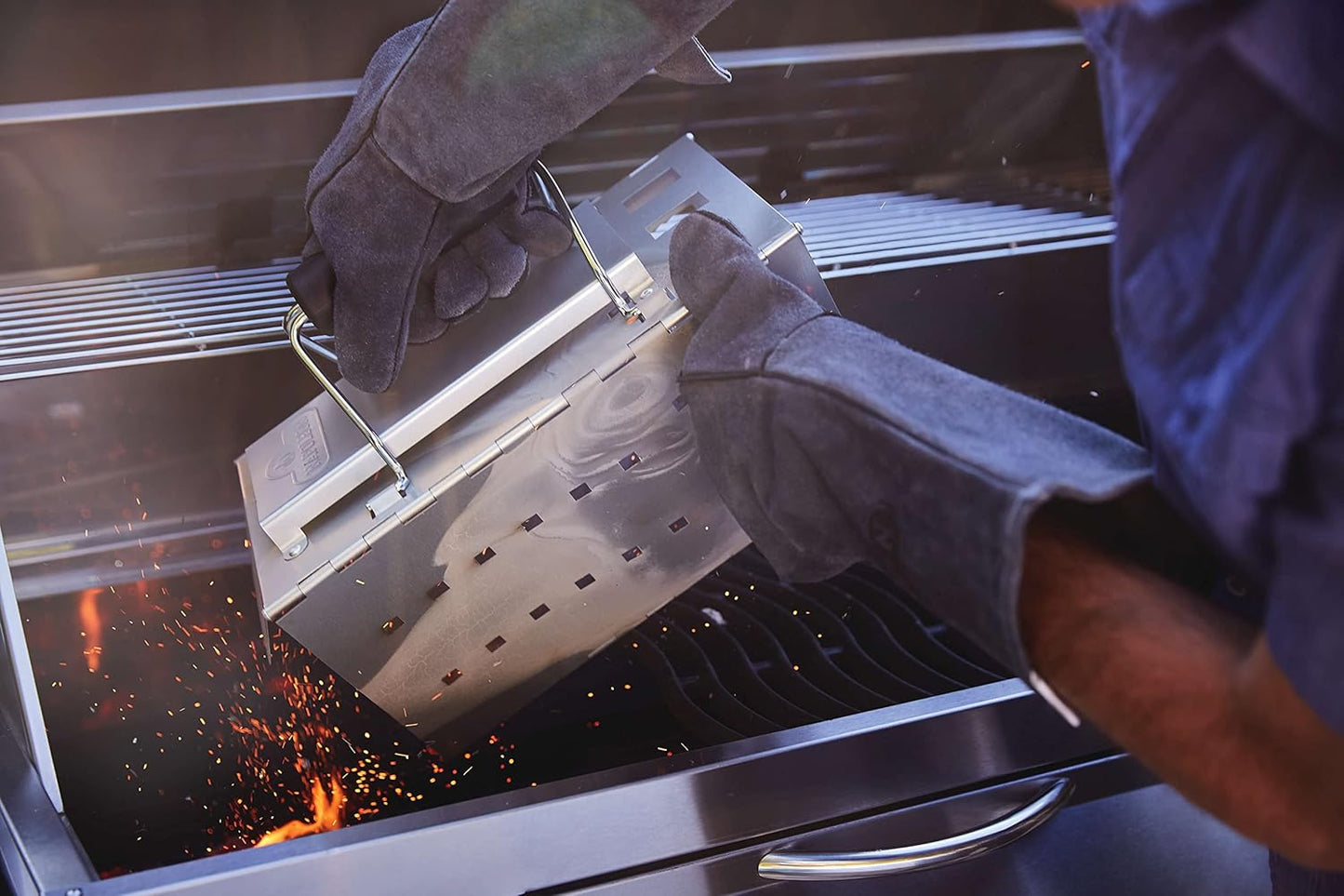 Stainless Steel PRO 605 Charcoal Professional BBQ Grill - PRO605CSS - Professional Style Charcoal Barbecue Grill, Full Size Cart Model Charcoal BBQ, Smoker Charcoal BBQ